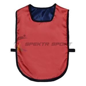 Купить Манишка футбольная двусторонняя универсальная Spektr Sport красно-синяя в Кудрове 
